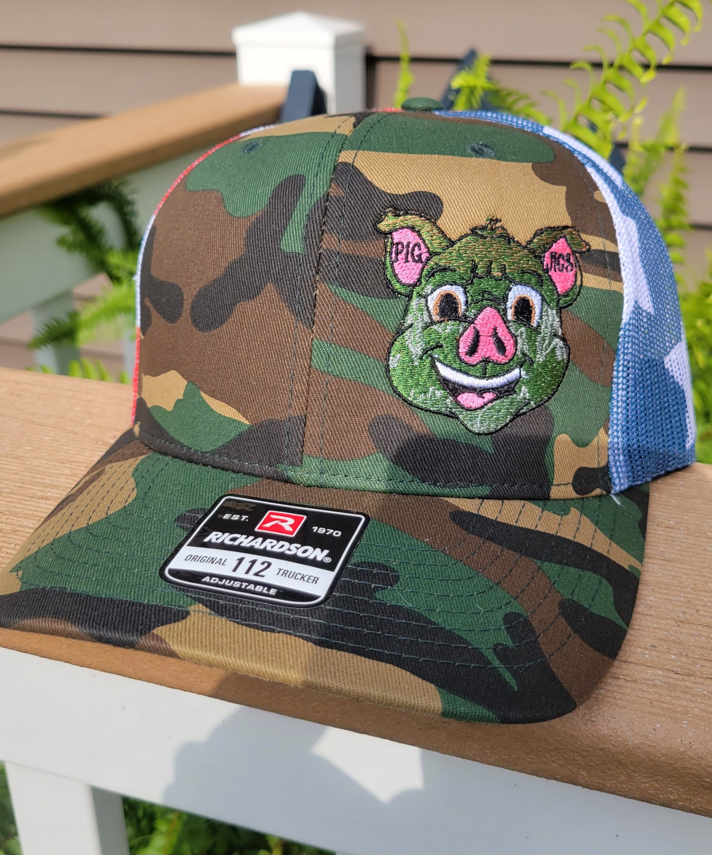 PIG JIGS LOGO EMBROIDERED HAT