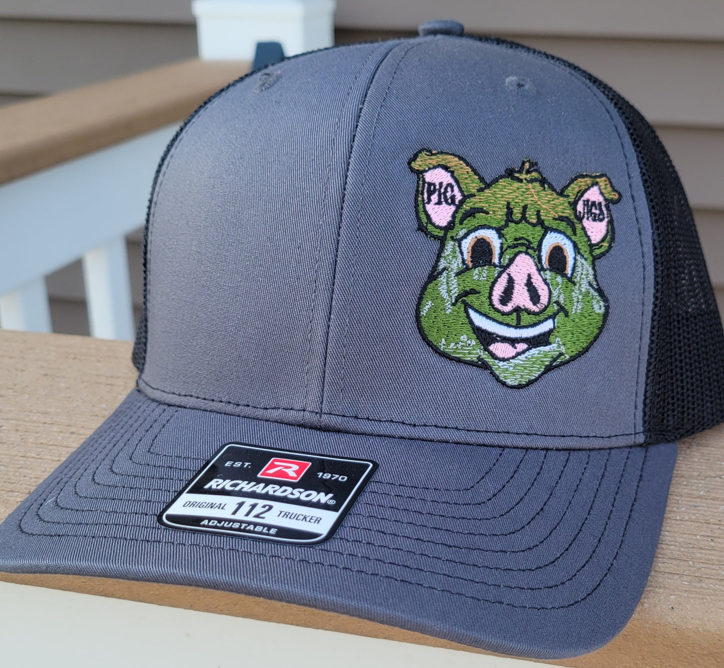 PIG JIGS LOGO EMBROIDERED HAT