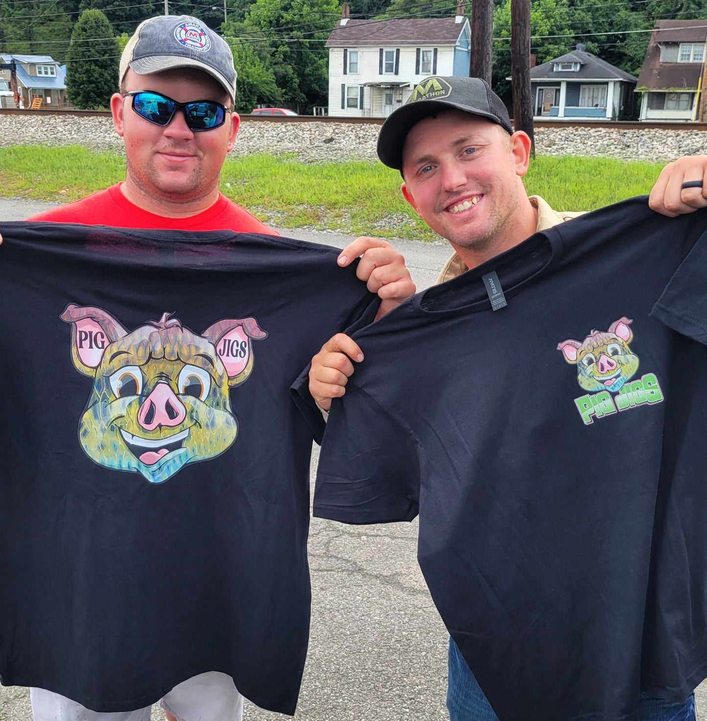 PIG JIGS LOGO TSHIRT